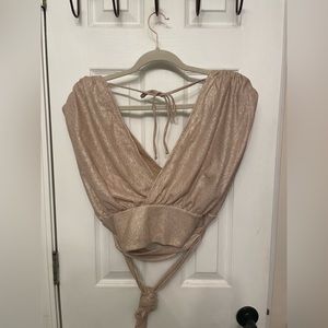 Express Women’s dress top, gold, size M, new